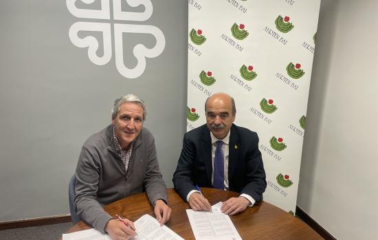 Acuerdo entre Caritas Euskadi y la Fundación Aurten Bai